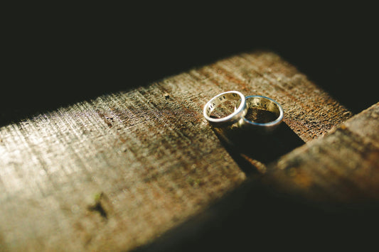 Les Bijoux Gravés : Un cadeau personnalisé qui a du sens