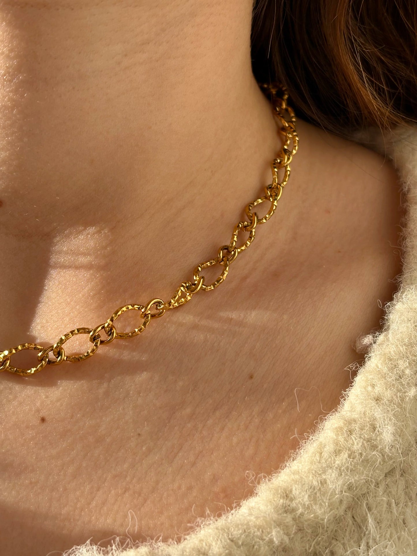 Collier chaîne dentelle dorée - charms personnalisables