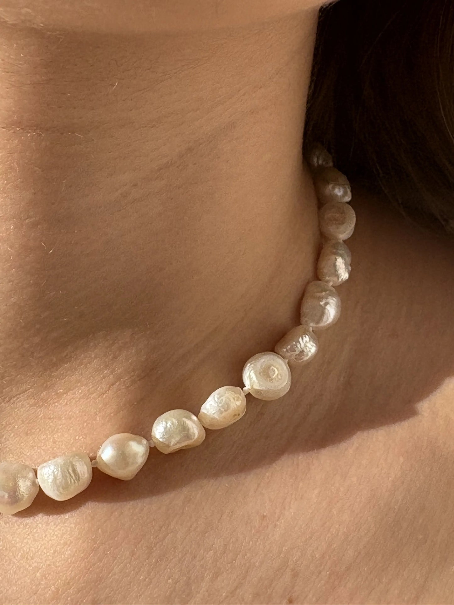 Collier perles d'eau douce - charms personnalisables