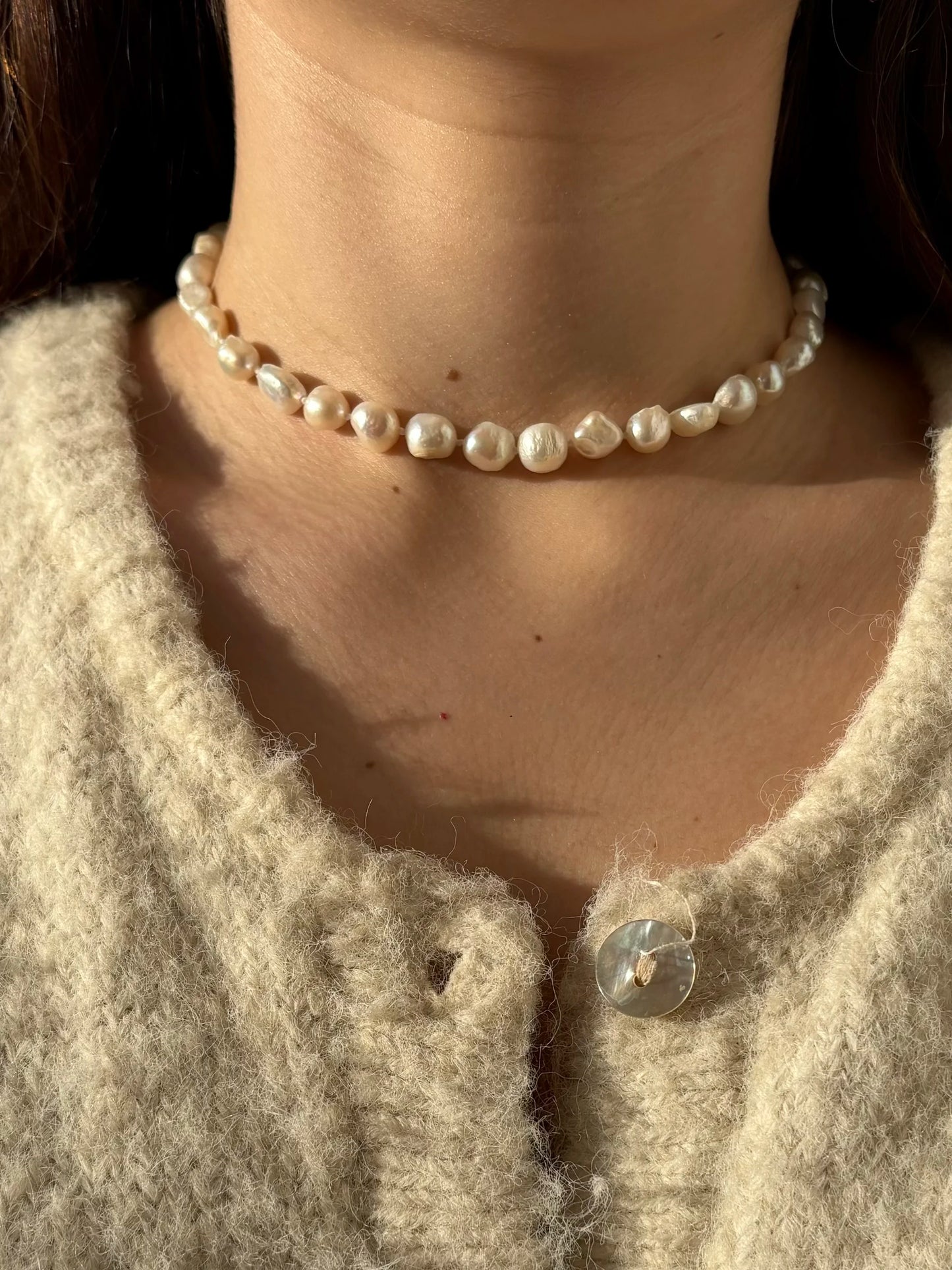 Collier perles d'eau douce - charms personnalisables